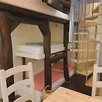 Weisse Muehle فندق 3*